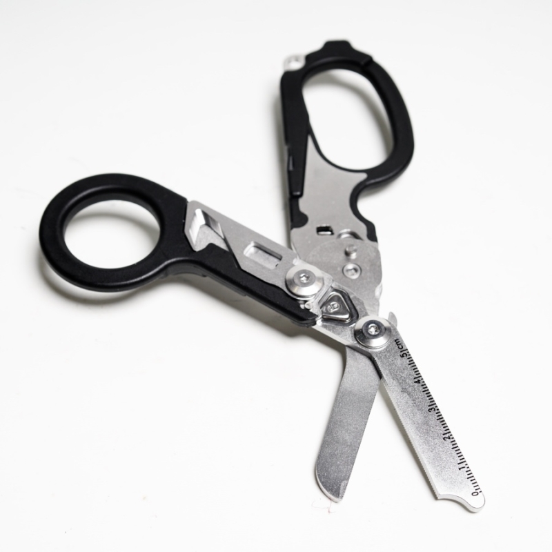 coupe corde shibari